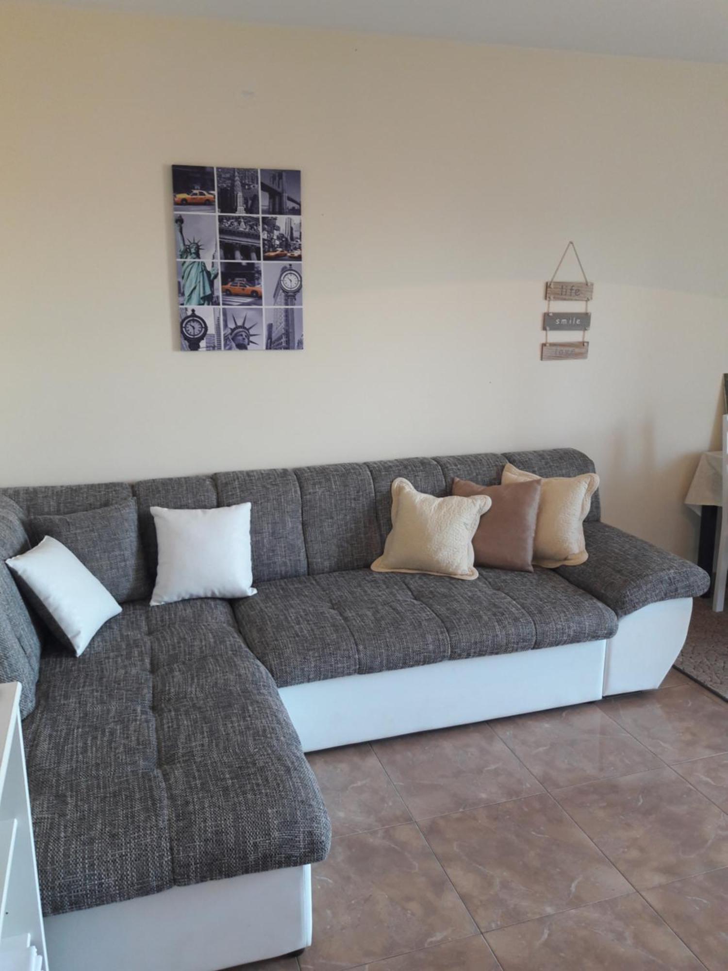Guest House Jelsa เยลซา ห้อง รูปภาพ