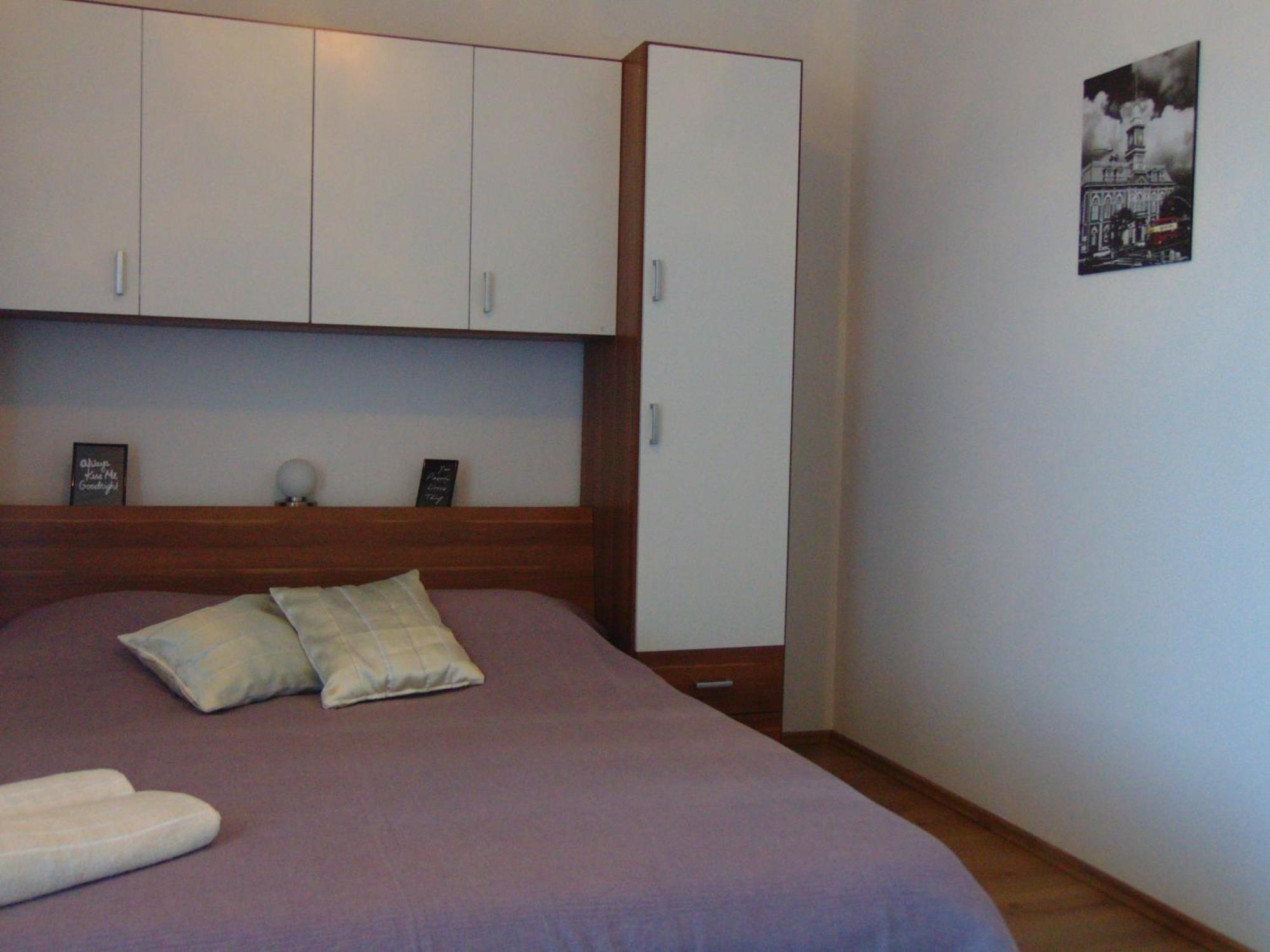 Guest House Jelsa เยลซา ห้อง รูปภาพ