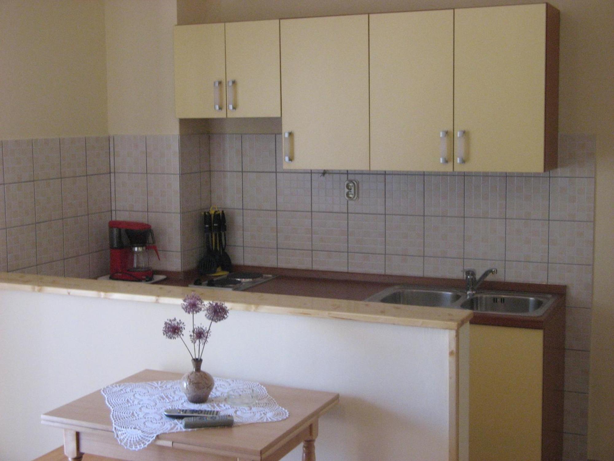 Guest House Jelsa เยลซา ห้อง รูปภาพ